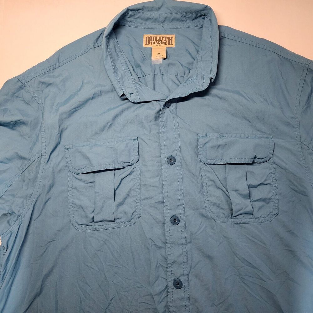 DULUTH 100% RAYON SHORT SLEEVE BUTTON DOWN SHIRT SIZE‎ XL BLUE